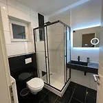 Komfortable Einf Haus- 4 Pers Einzelzi Max 8 Pers