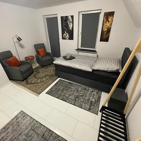 Semesterbostad Komfortable Einf Haus- 4 Pers Einzelzi Max 8 Pers