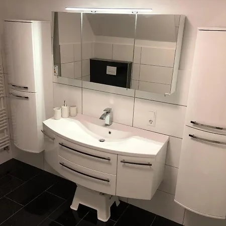 Komfortable Einf Haus- 4 Pers Einzelzi Max 8 Pers * Brema