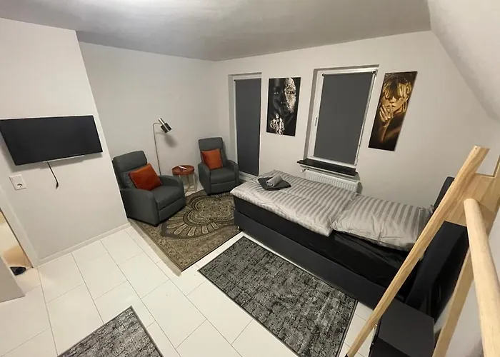 Komfortable Einf Haus- 4 Pers Einzelzi Max 8 Pers Holiday home *