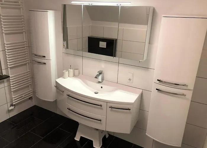 Komfortable Einf Haus- 4 Pers Einzelzi Max 8 Pers * Bremen